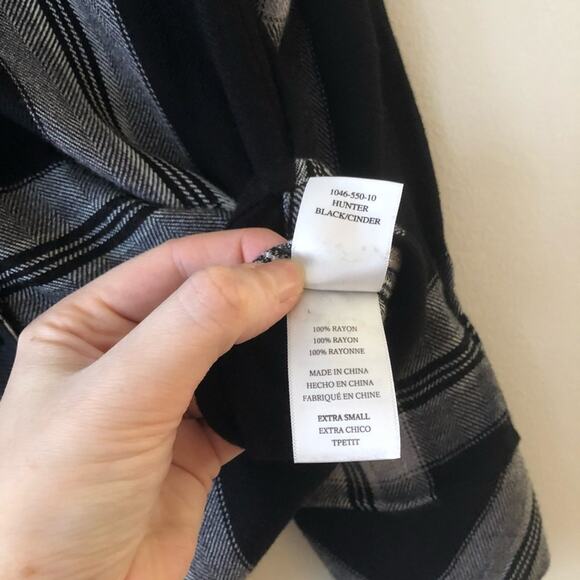 Rails Hunter Black & White Plaid Shirt - Picture 6 of 6